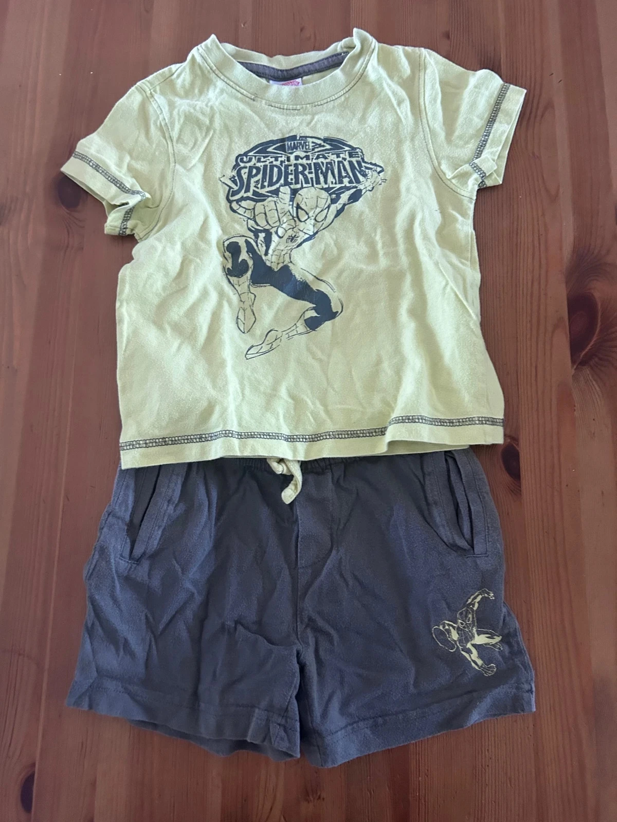 Ensemble short tee shirt
